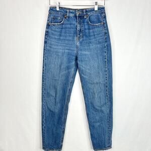 American Eagle Mom Straight Jean Size 4
